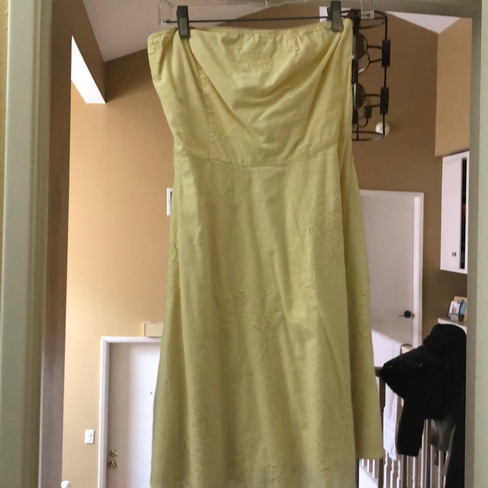 Vintage strapless yellow dress.